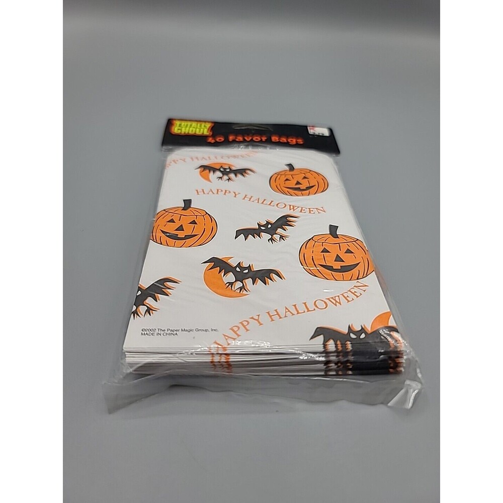 Vintage Halloween Favor Bags Totally Ghoul Bats Jack O Lantern Qty 40 KMart 2002